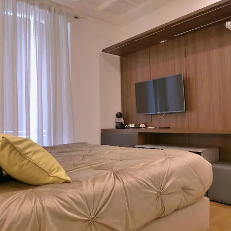 Helmirage Trevi Suite Rome Buitenkant foto