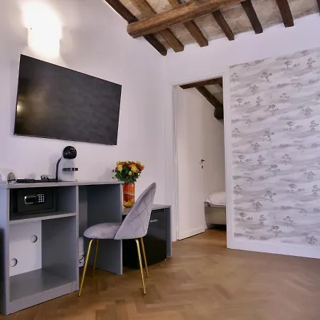 Helmirage Trevi Suite Rome Buitenkant foto